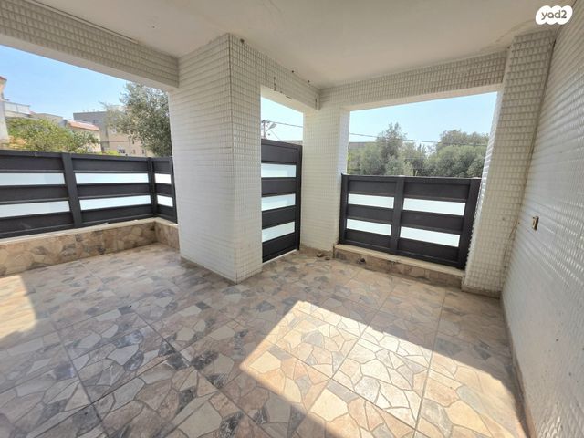 דירת גן, שדרות בית וגן, בית וגן, קרית אתא