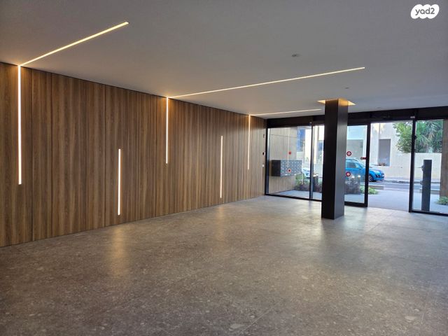 דירת גן, רמת השרון