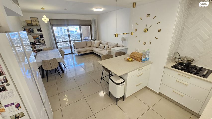 דירה, אבא אבן, קרית הלאום, ירושלים