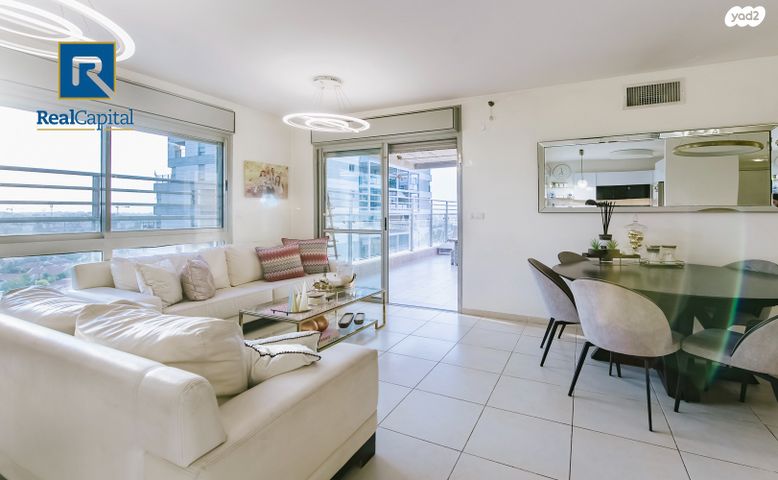 דירה, 2008, רעננה