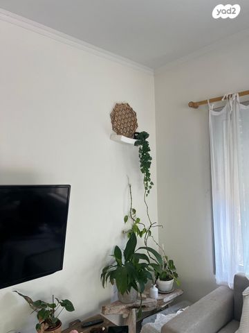 תיירות ונופש, קיסריה