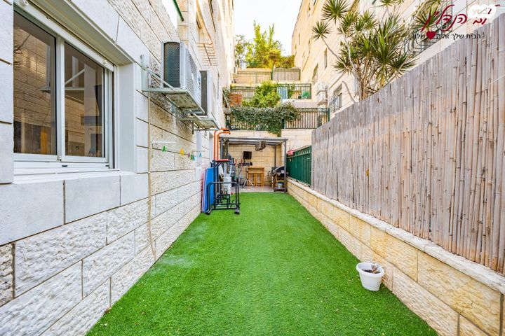 דירת גן, אלמוגן, הנחלים, מודיעין מכבים רעות