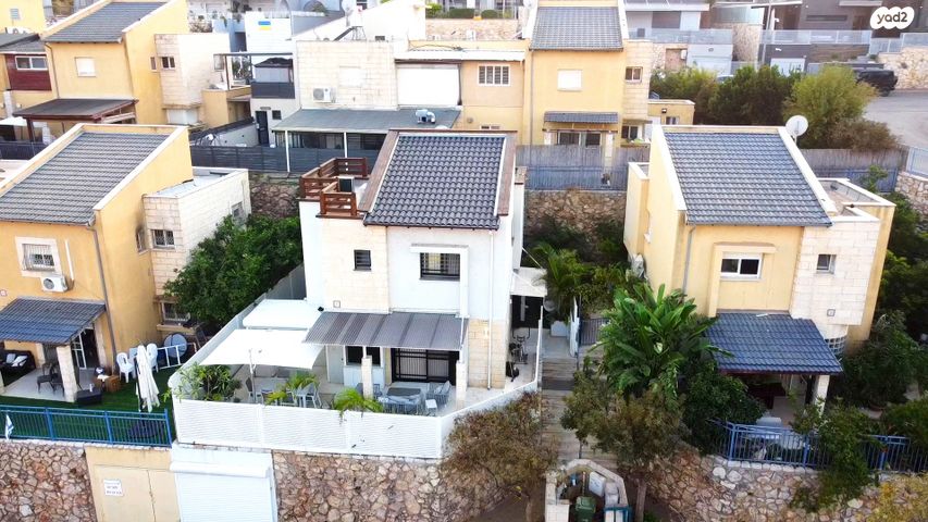 בית פרטי/ קוטג', סמטת נחליאלי, גבעת מכוש, כרמיאל