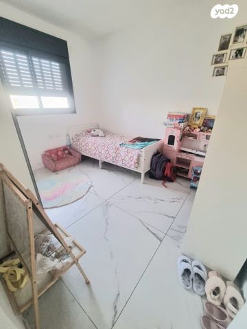 דירה, פתח תקווה 45, רמת אפרים, נתניה