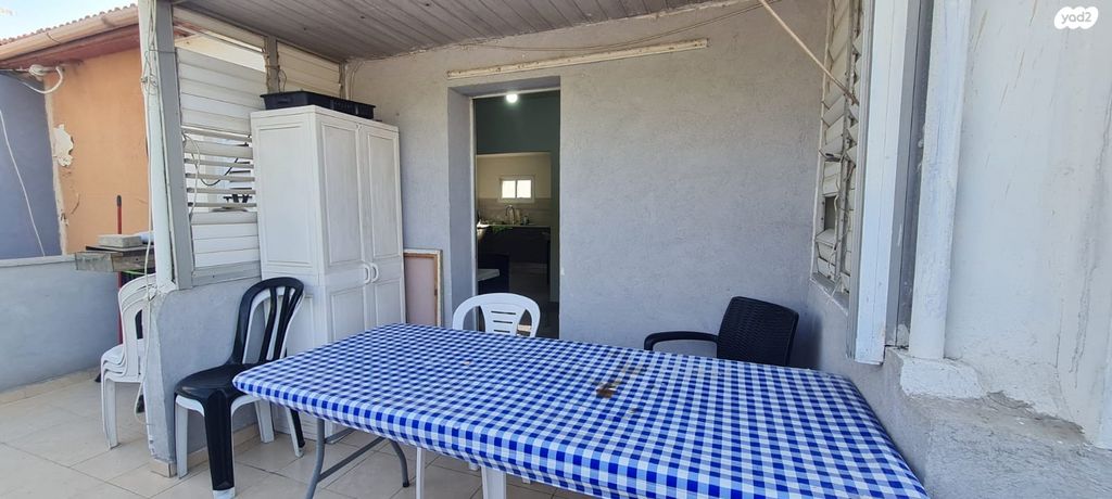 דירה, מבצע סיני 12, תל גיבורים, חולון