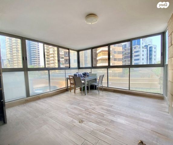 דירה, לכיש 8, הפארק, חדרה