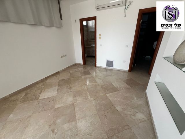 גג/ פנטהאוז, הר מצדה, רובע י"א, אשדוד