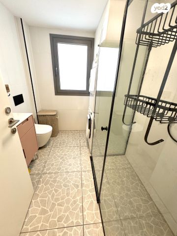 דירה, רבי יהודה הנשיא, עליות, רמת גן