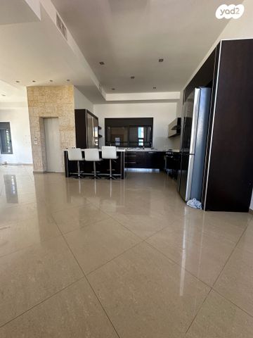 בית פרטי/ קוטג', הרינה 26, נתניה