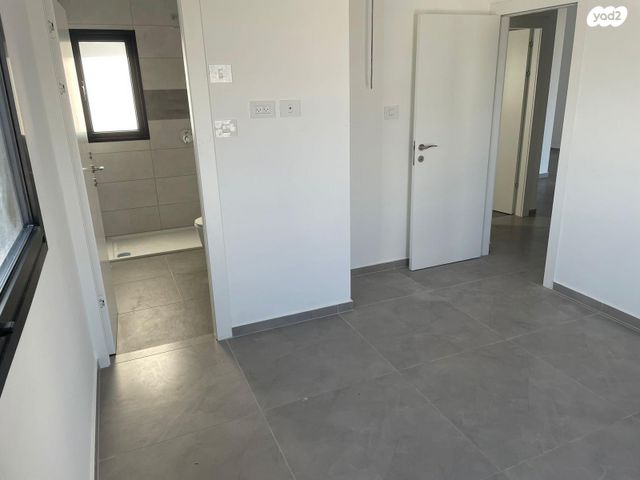 דירה, הקוממיות 16, דרום חדש, פארק הים, בת ים