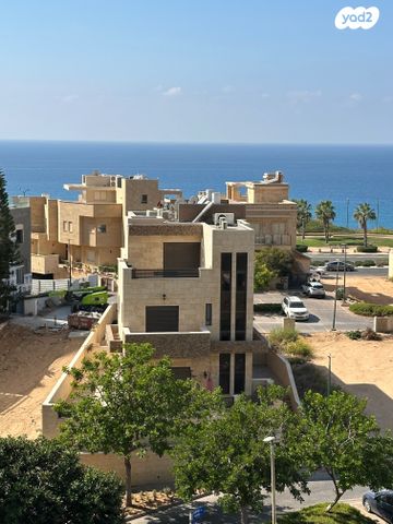 בית פרטי/ קוטג', הרינה 26, נתניה