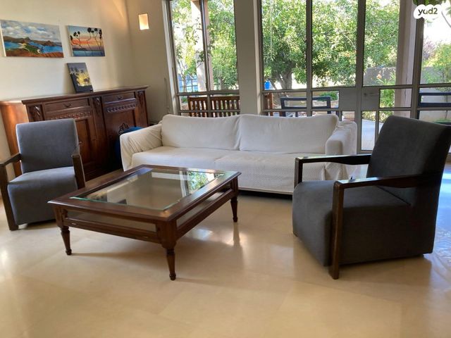 עמנואל לוויס 