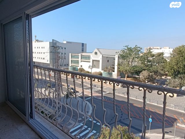 שדרות משה שרת 