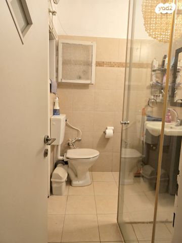 דירה, יבנה, מרכז, קרית עבודה, חולון