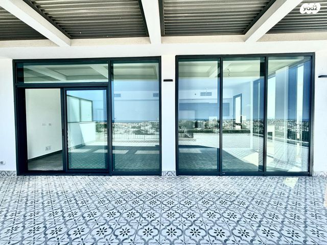 גג/ פנטהאוז, שדרות ירושלים 129, מכללת תל אביב יפו, דקר, תל אביב יפו