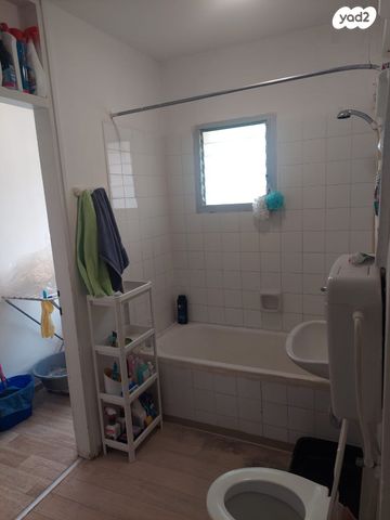 דירה, הזית, רמות יצחק, נשר