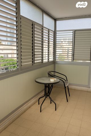 דירה, כצנלסון 20, הל"ה, גבעתיים