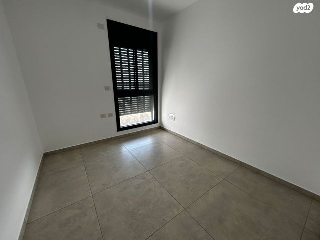 דירה, אמנון ליפקין שחק, נתניה