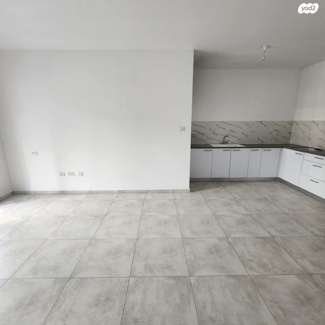 דירה, לח"י, בני ברק