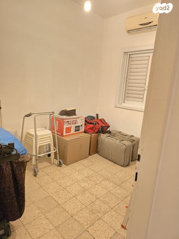 דירה, יבנה, מרכז, קרית עבודה, חולון