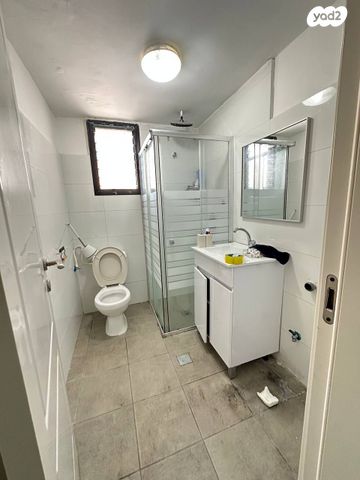 דירה, החלוץ, הדר מרכז, חיפה