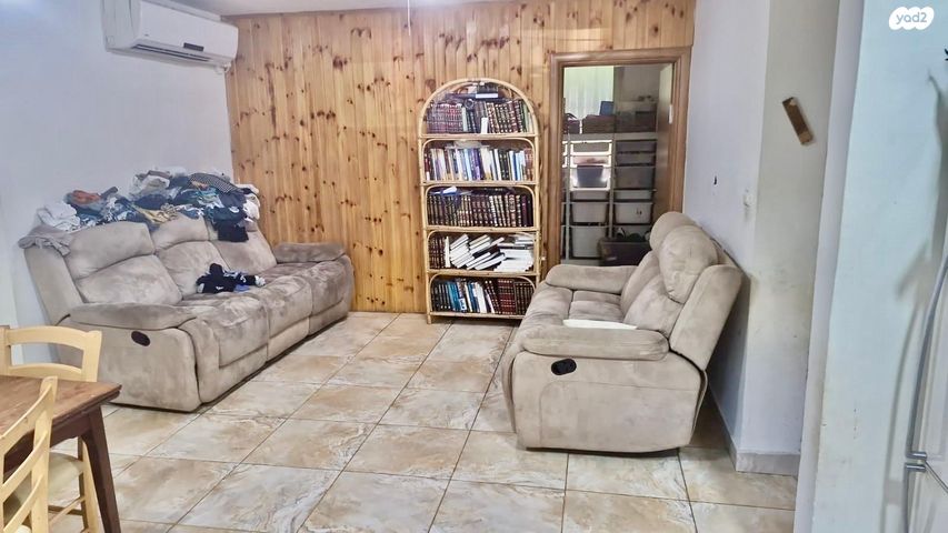 דירת גן, הנשיא, גבעת שמואל