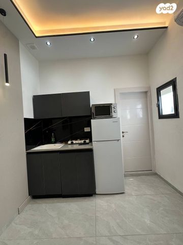 דירה, בן יהודה 17, מסדה, חיפה