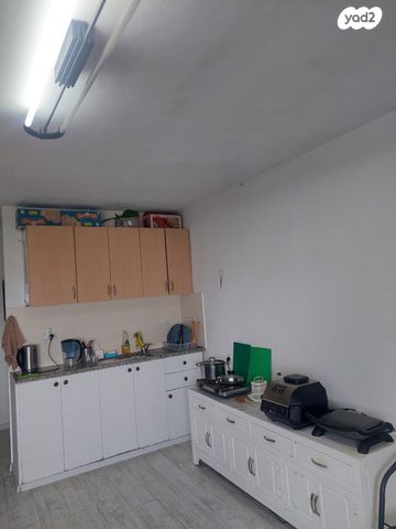 דירה, הזית, רמות יצחק, נשר