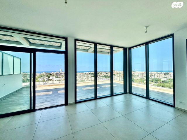 שדרות ירושלים 129