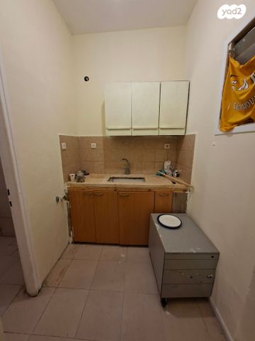 יחידת דיור, הרצל 87, חיפה