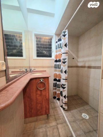 דירה, ז'בוטינסקי 30, עצמאות יוספטל, בת ים