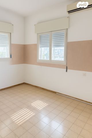 דירה, כצנלסון 20, הל"ה, גבעתיים