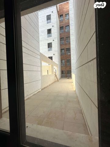 אפיקי הנחל / אופקים החדשה