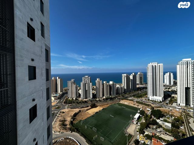 דירה, אמנון ליפקין שחק, נתניה