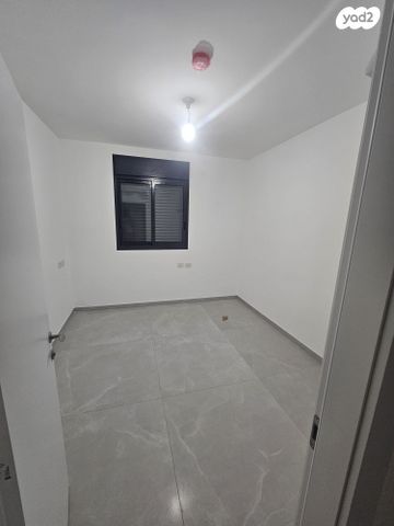 דירה, שדרות ארזים, קרית ים