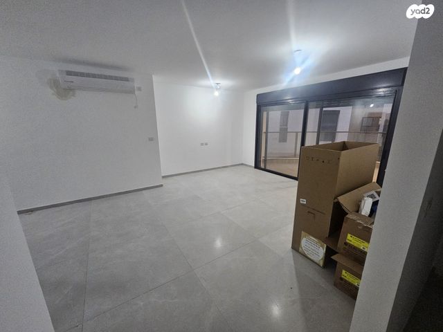 דירה, שדרות ארזים, קרית ים