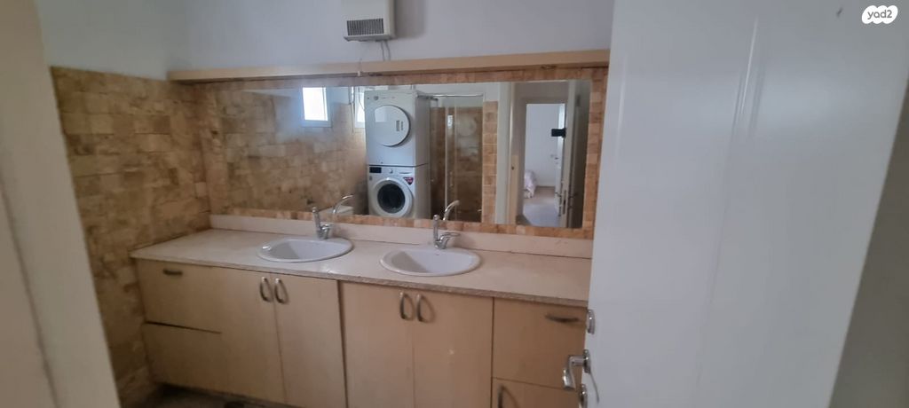 בית פרטי/ קוטג', אלה, נאות יצחק רבין, מזכרת בתיה