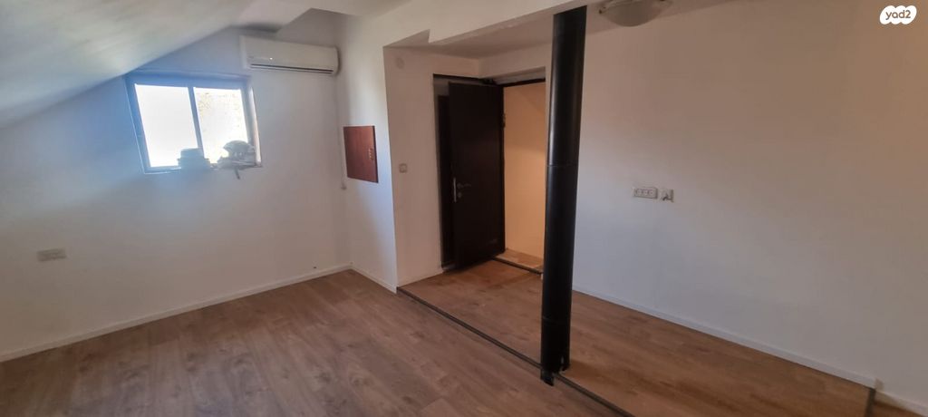 בית פרטי/ קוטג', אלה, נאות יצחק רבין, מזכרת בתיה