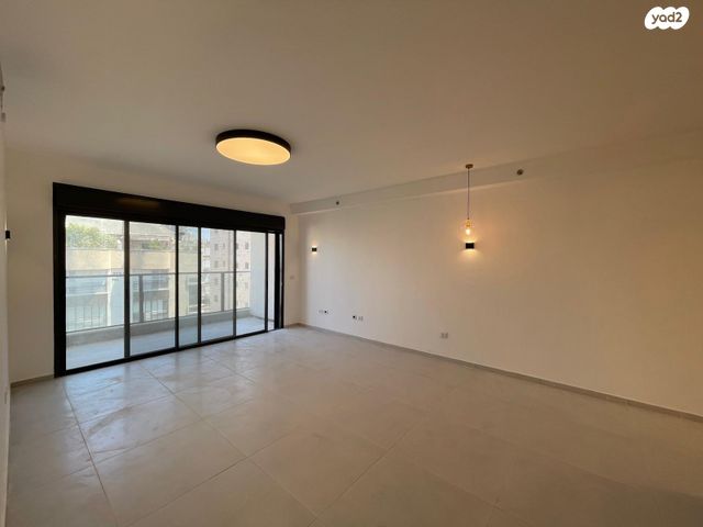 דירה, יהודה הלוי, מרכז העיר דרום, נתניה