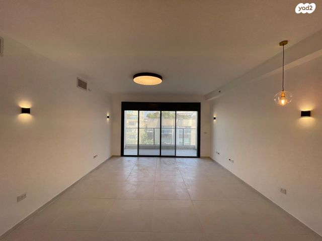 דירה, יהודה הלוי, מרכז העיר דרום, נתניה