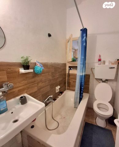 דירה, דרך זאב ז'בוטינסקי 153, נחלת גנים, רמת גן