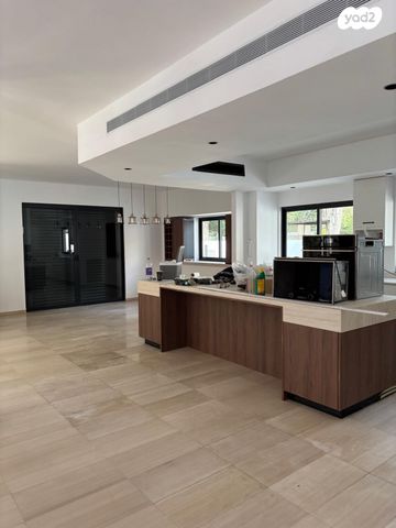 בית פרטי/ קוטג', דרך השדות, כפר שמריהו, כפר שמריהו