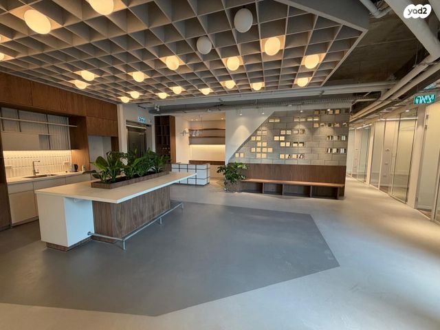 משרדים, בורסה, רמת גן