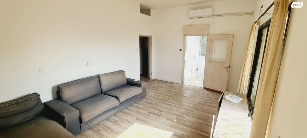 חנויות/ שטח מסחרי, מקלף, צומת הקריות, חוף שמן, חיפה