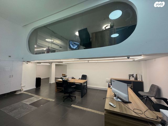 משרדים, הרקון 8, בורסה, רמת גן