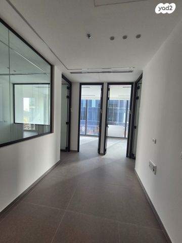 משרדים, אזור תעשיה נווה נאמן, הוד השרון