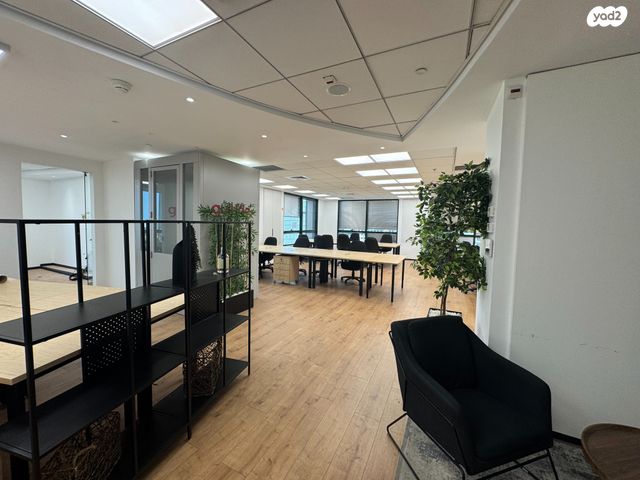 משרדים, היצירה 3, רמת גן