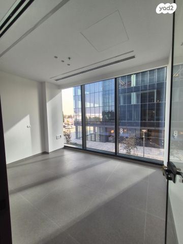 משרדים, אזור תעשיה נווה נאמן, הוד השרון