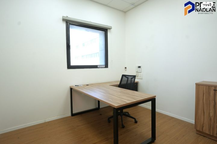 משרדים, אחד העם, מרכז העיר, חדרה