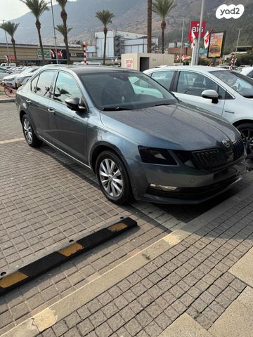 סקודה אוקטביה